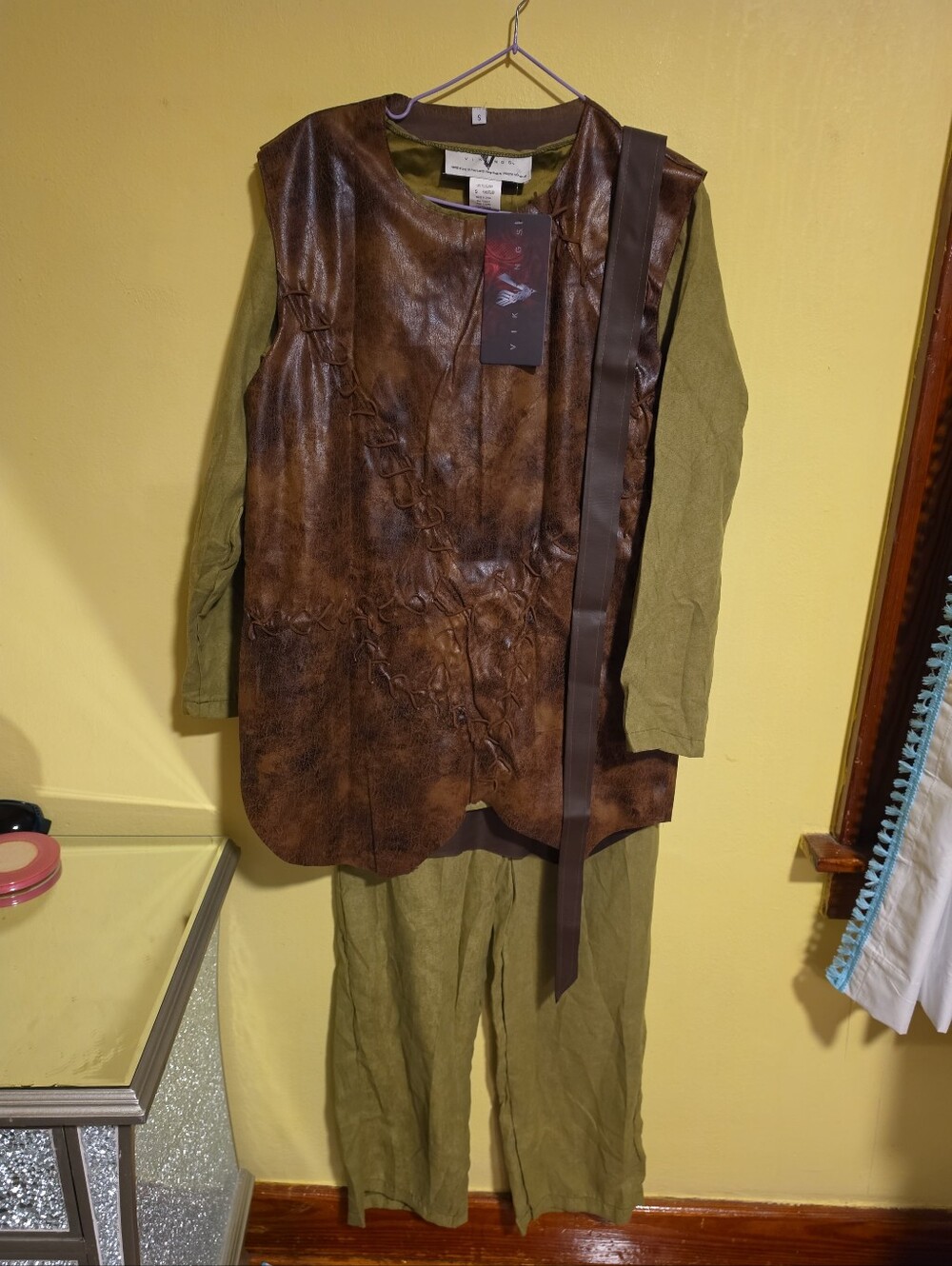 NWT History Channel Vikings Floki Men's Size Small Halloween Costume Viking
